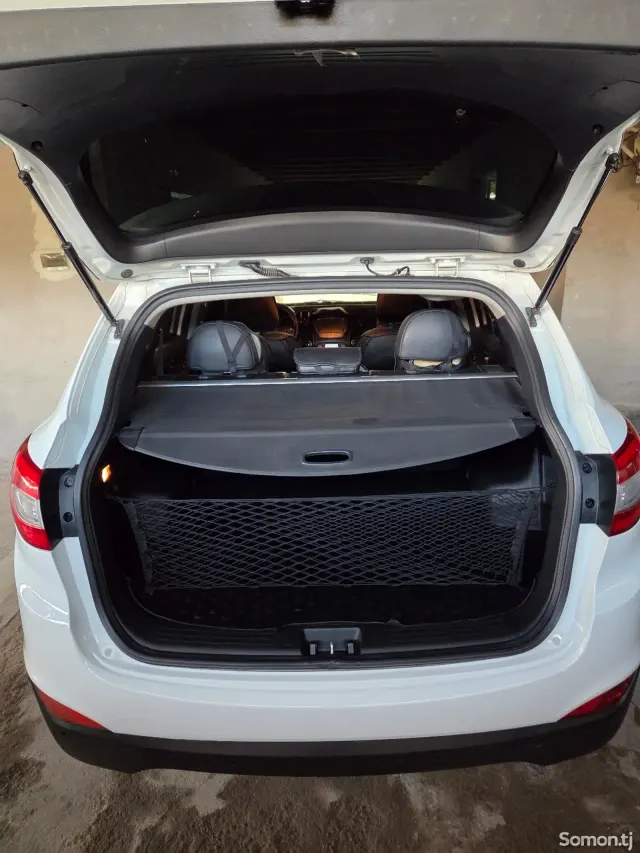 Hyundai ix35 2015 · 2.4 AT
