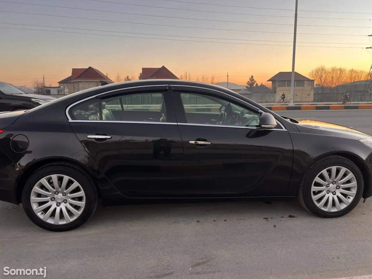 Opel Insignia 2012 · 2.0 AT
