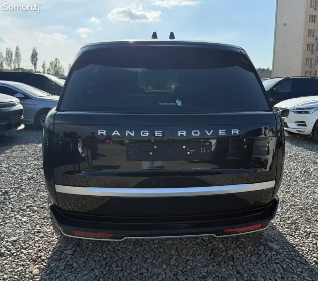 Land Rover Range Rover 2026 · 4.4 AT