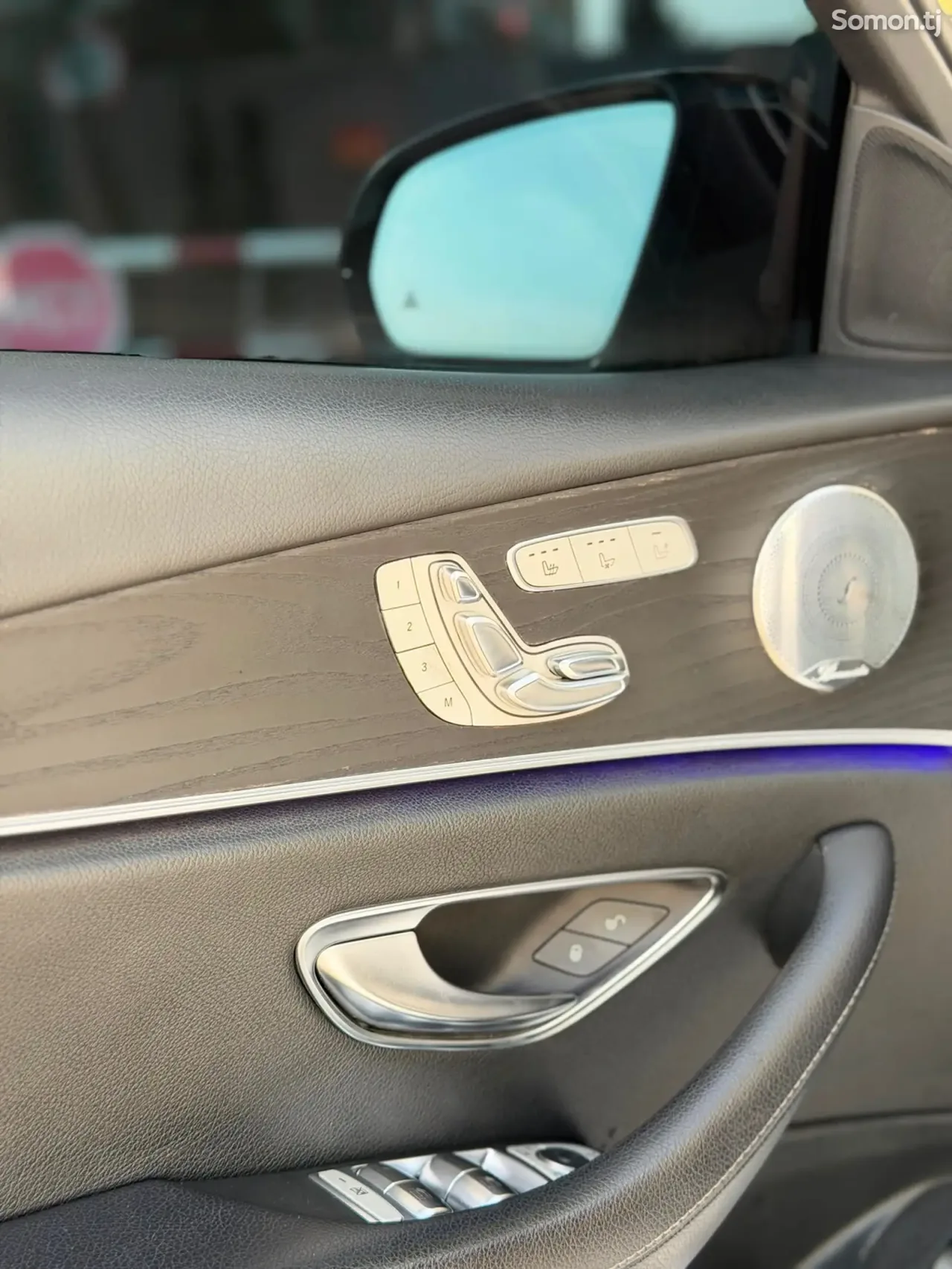 Mercedes-Benz E class 2018 · 3.0 AT