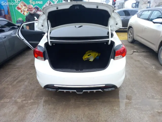 Hyundai Avante 2011 · 1.6 AT