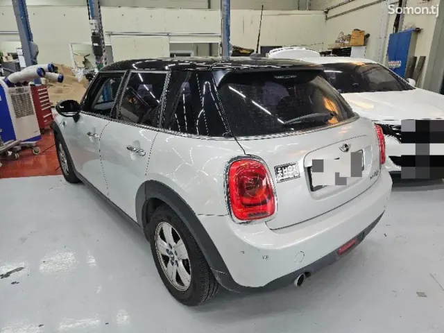 Mini Cooper 2016 · 1.7 AT