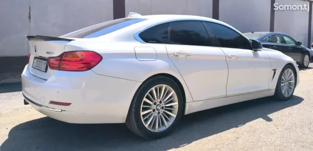 BMW 4 series 2016 · 2.0 AT
