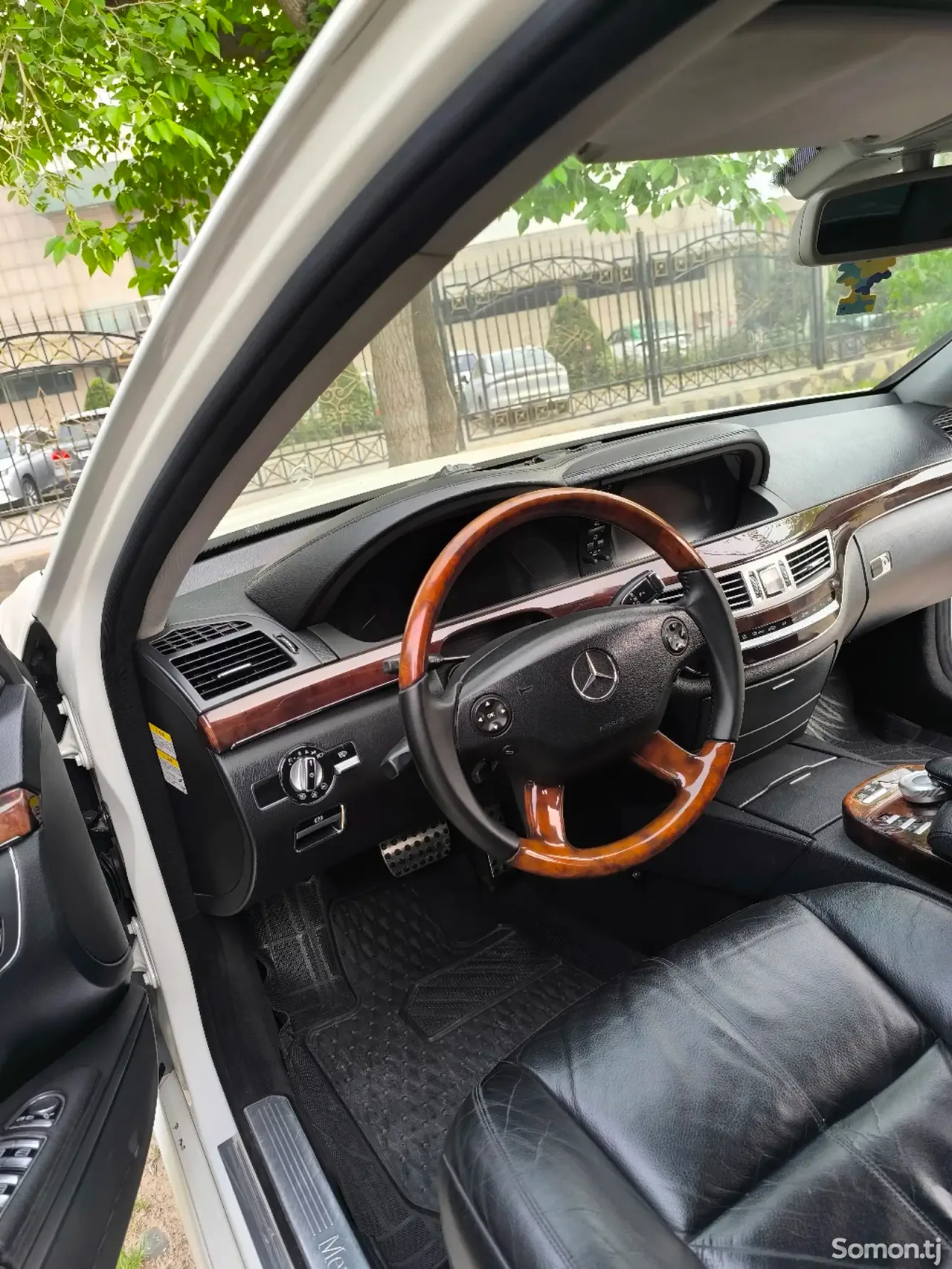 Mercedes-Benz S class 2009 · 3.5 AT