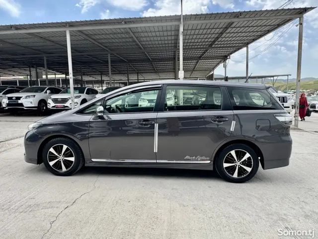 Toyota Wish 2015 · 1.8 AT