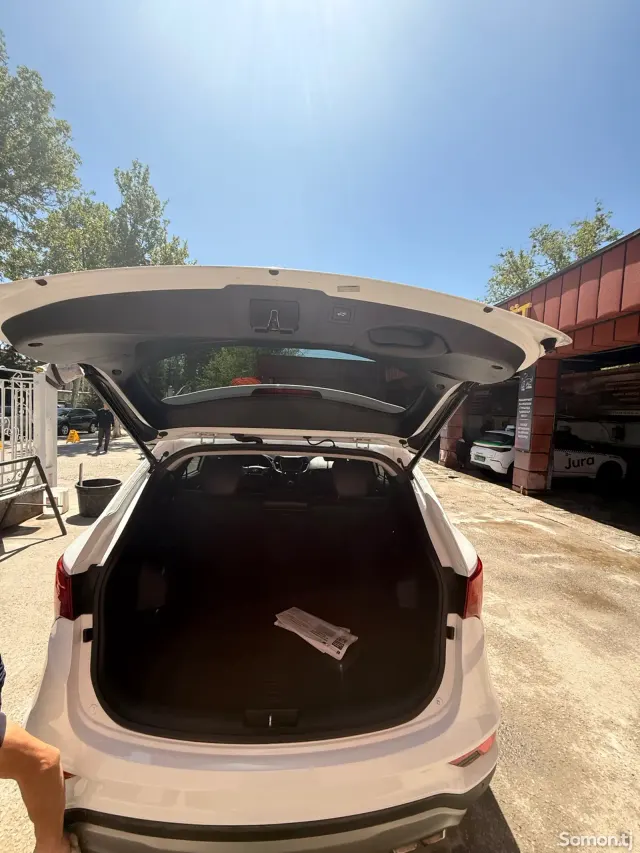 Hyundai Santa Fe 2018 · 2.0 AT