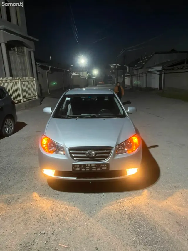 Hyundai Avante 2007 · 1.6 AT