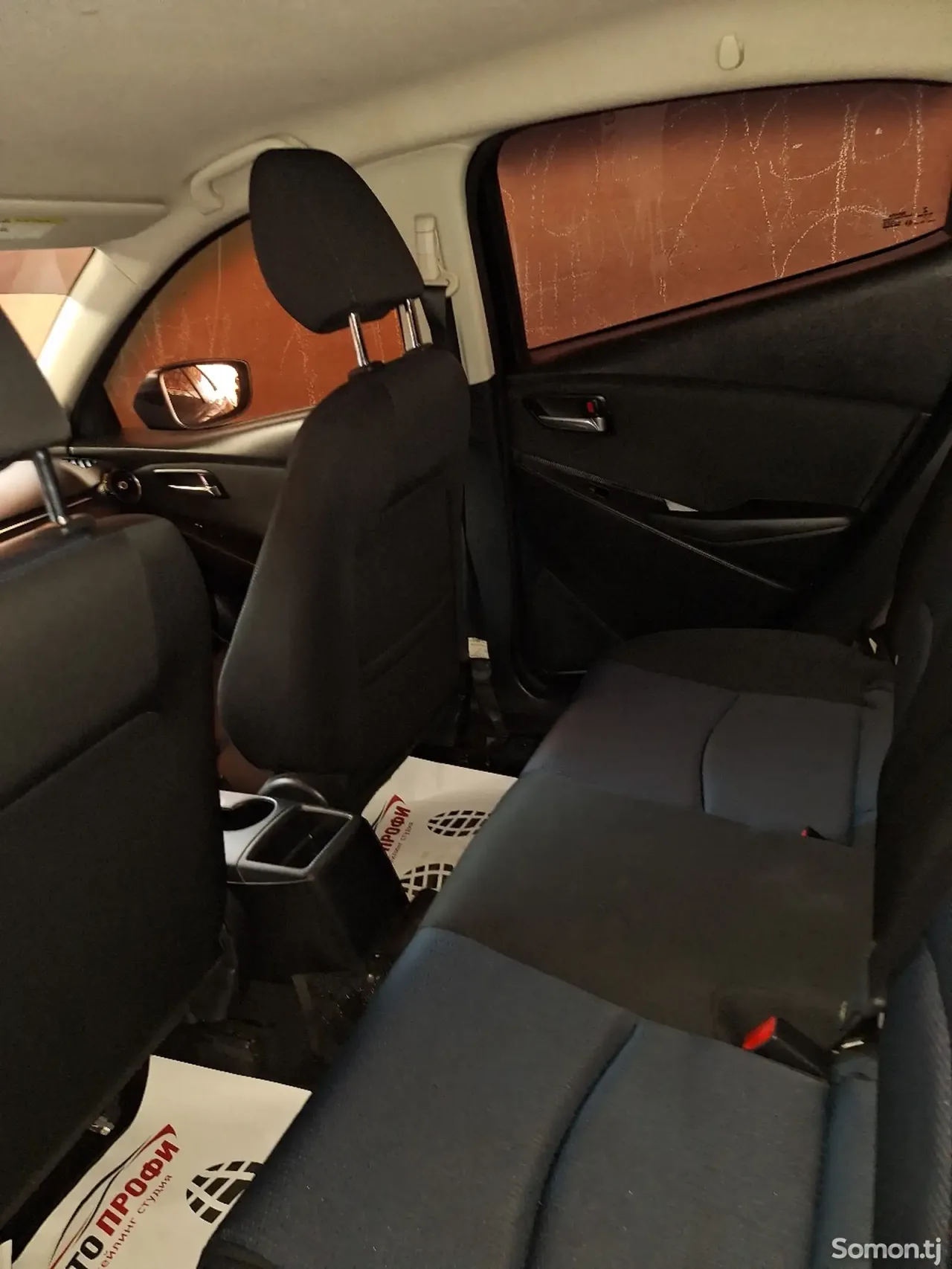 Toyota Yaris 2017 · 1.8 AT