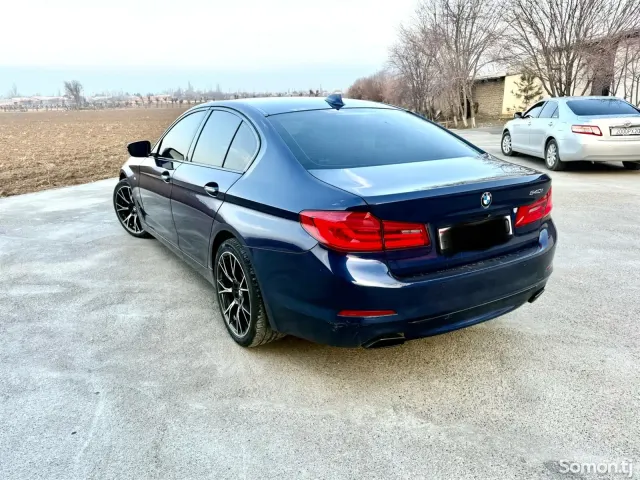 BMW 5 series 2018 · 4.0 AT