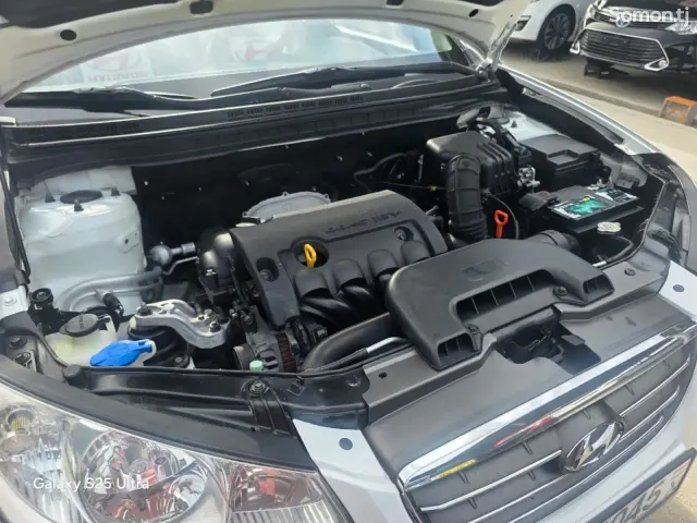 Hyundai Avante 2008 · 1.6 AT