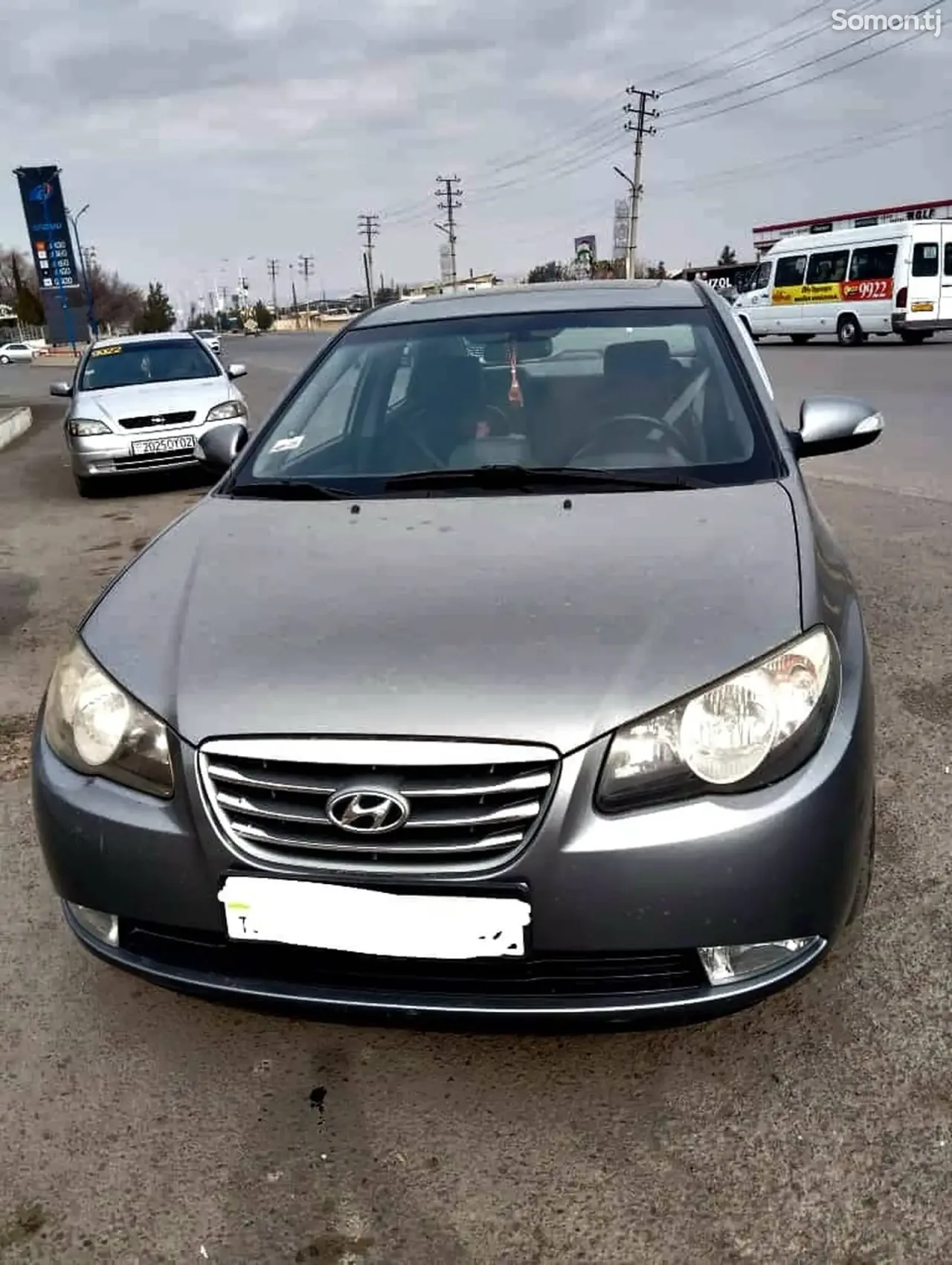 Hyundai Avante 2010 · 1.6 AT