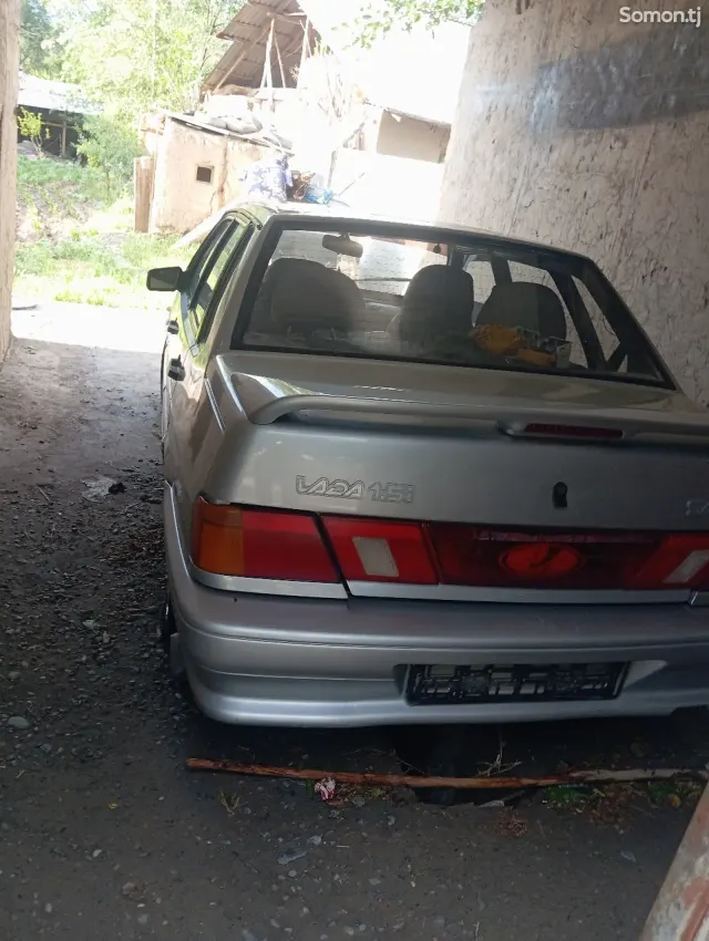 Lada (ВАЗ) 2115 2004 · 1.6 MT