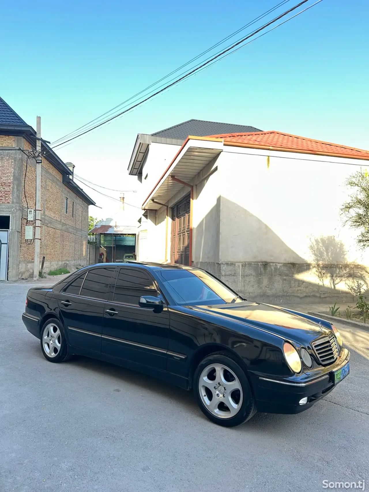 Mercedes-Benz E class 2002 · 3.2 AT
