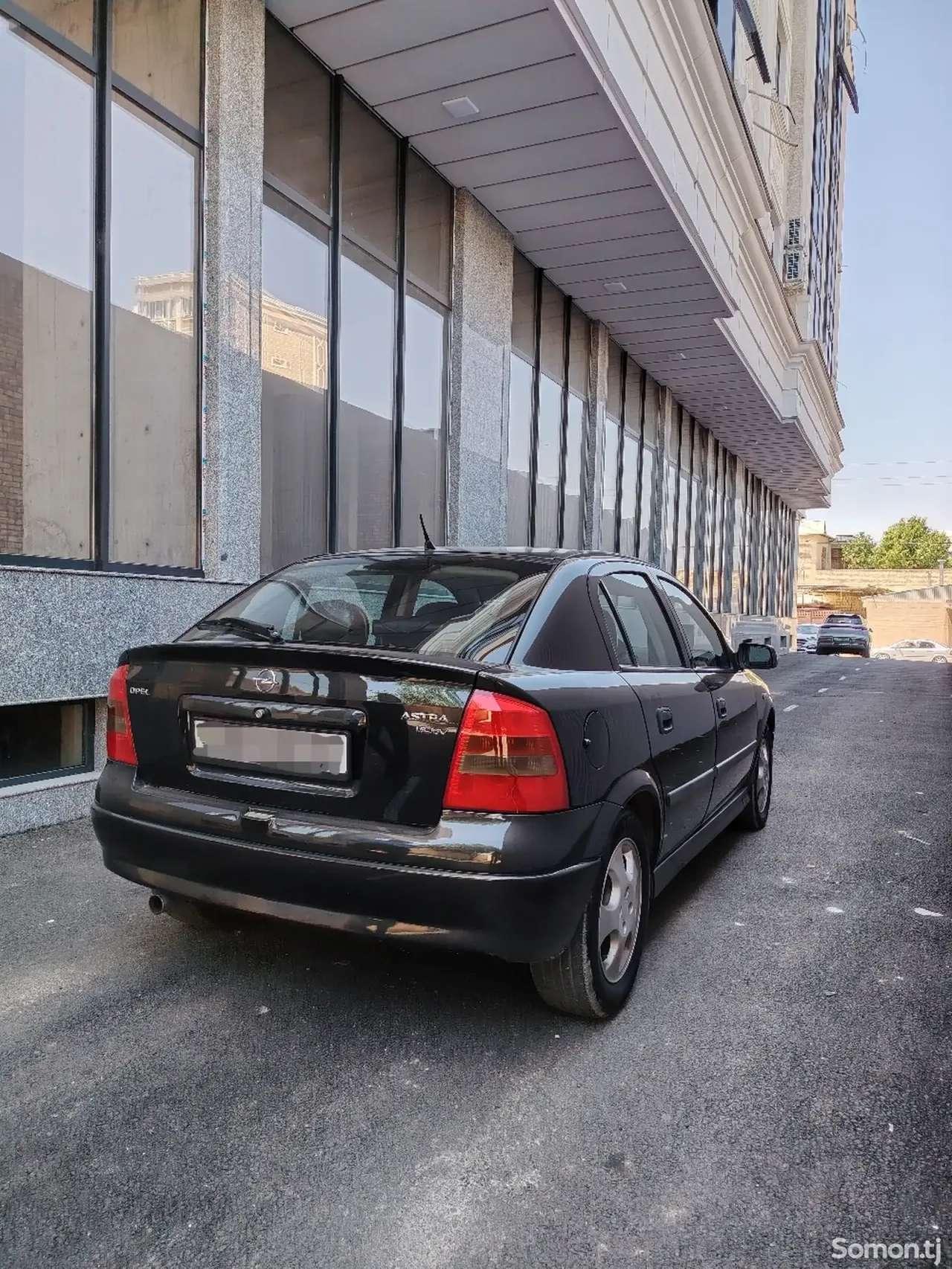 Opel Astra G 2000 · 1.6 MT