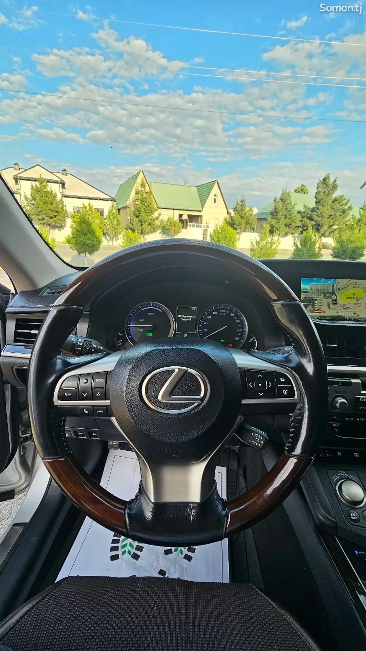 Lexus ES series 2017 · 3.0 AT
