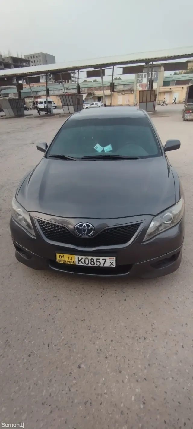 Toyota Camry 2011 · 3.5 AT