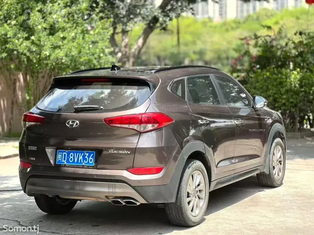 Hyundai Tucson 2016 · 1.6 AT