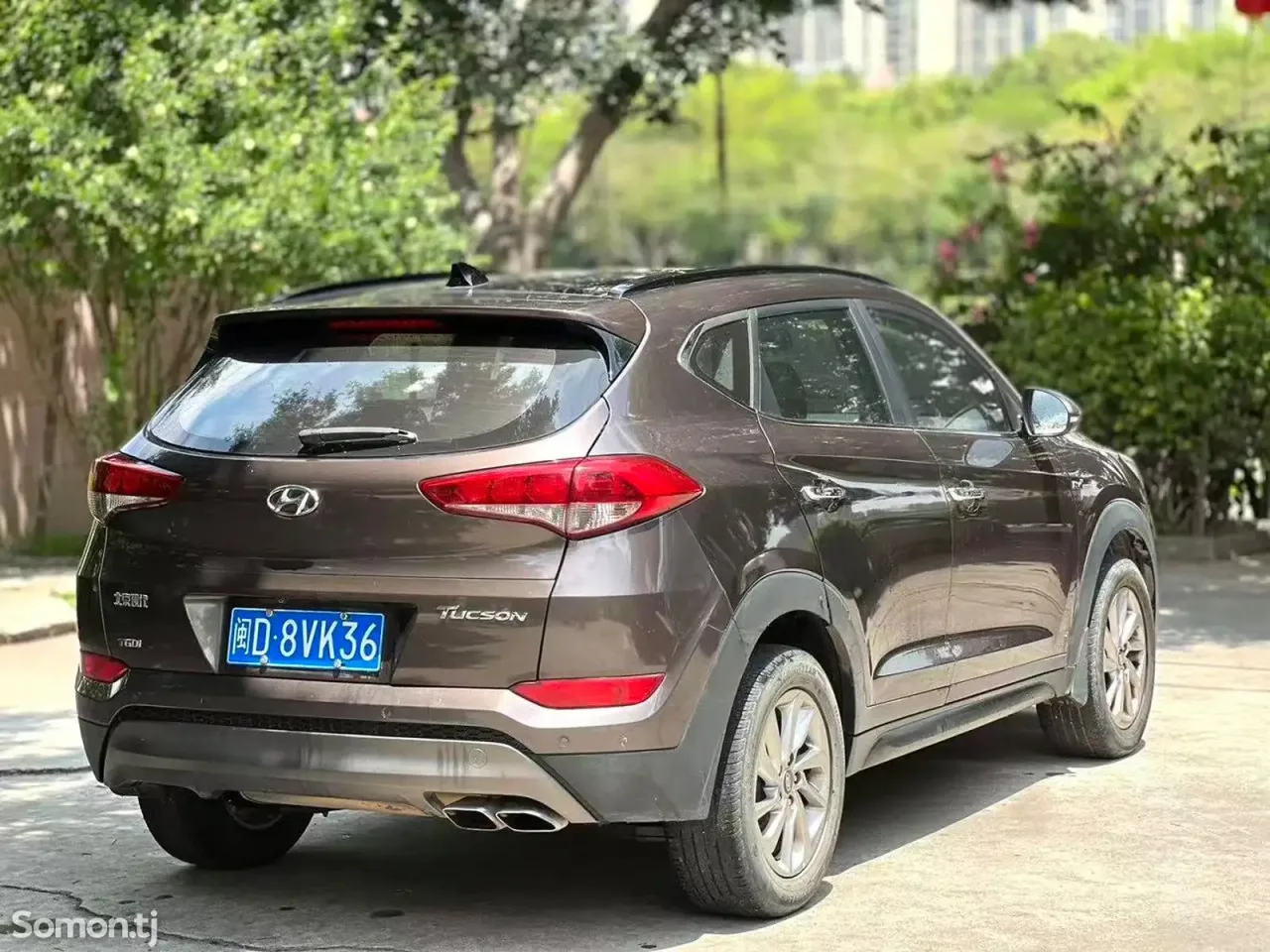 Hyundai Tucson 2016 · 1.6 AT
