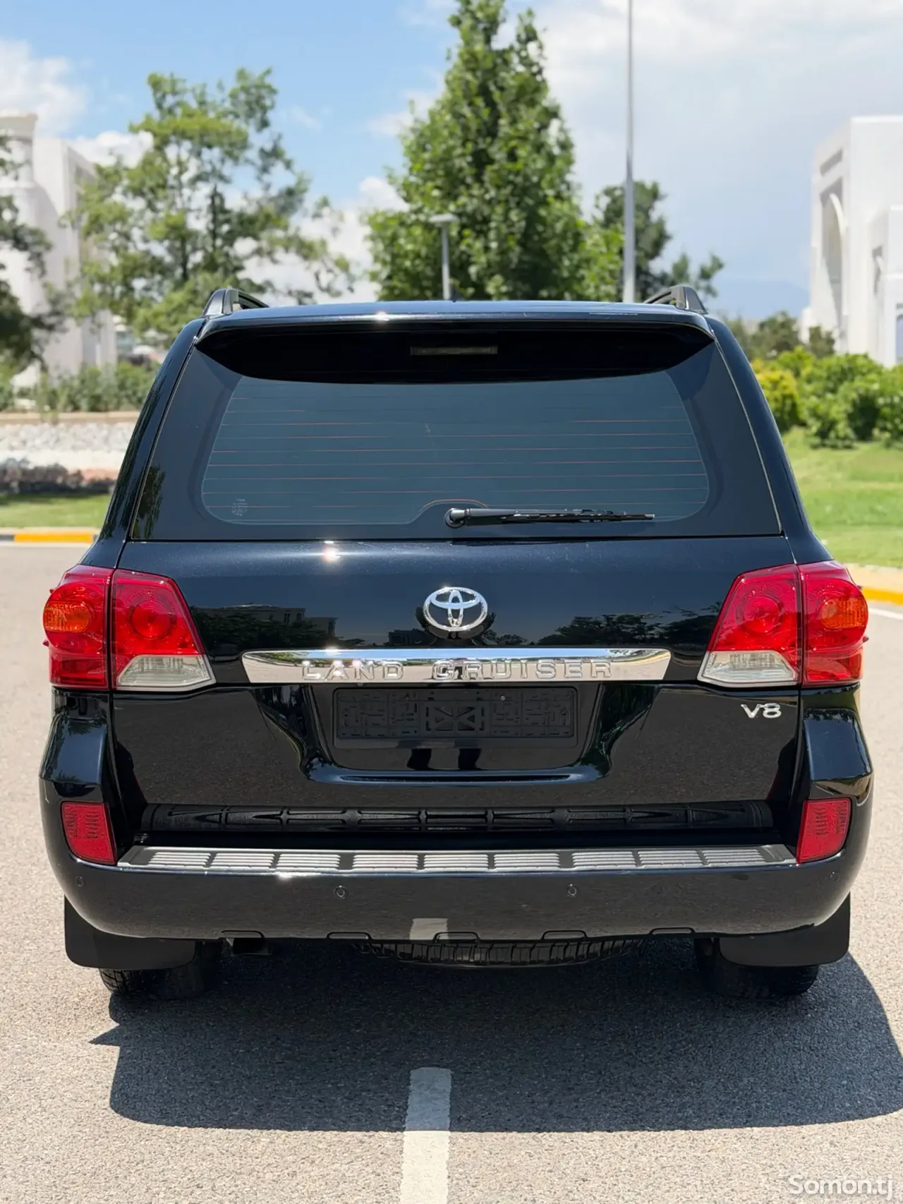 Toyota Land Cruiser 2015 · 4.7 AT