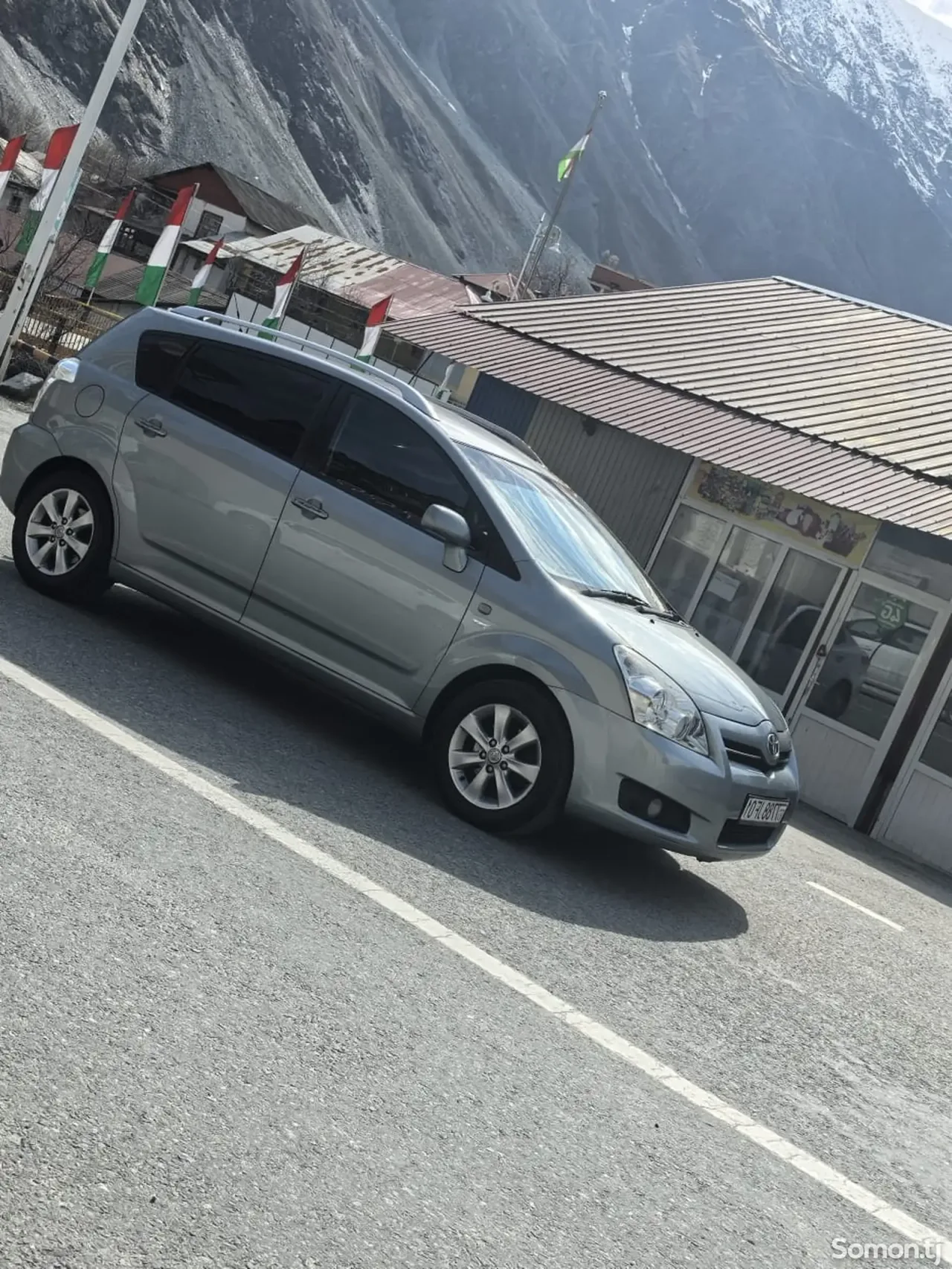Toyota Verso 2009 · 1.8 MT