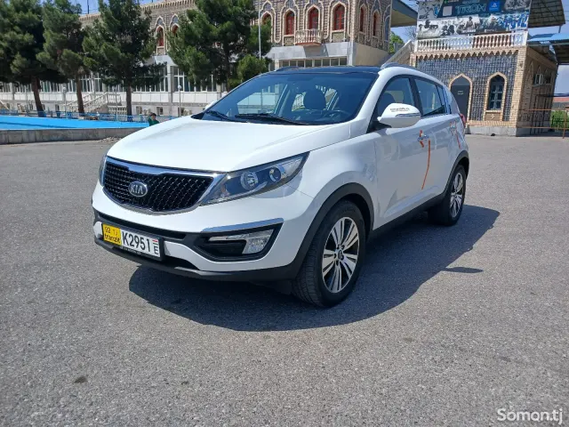 Kia Sportage 2015 · 2.0 AT