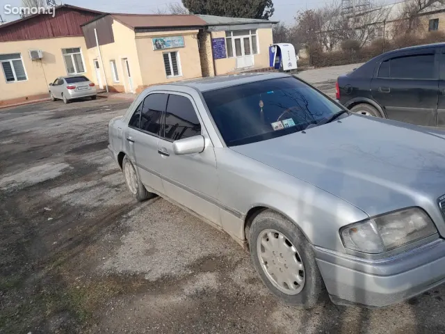 Mercedes-Benz C class 1994 · 1.8 MT