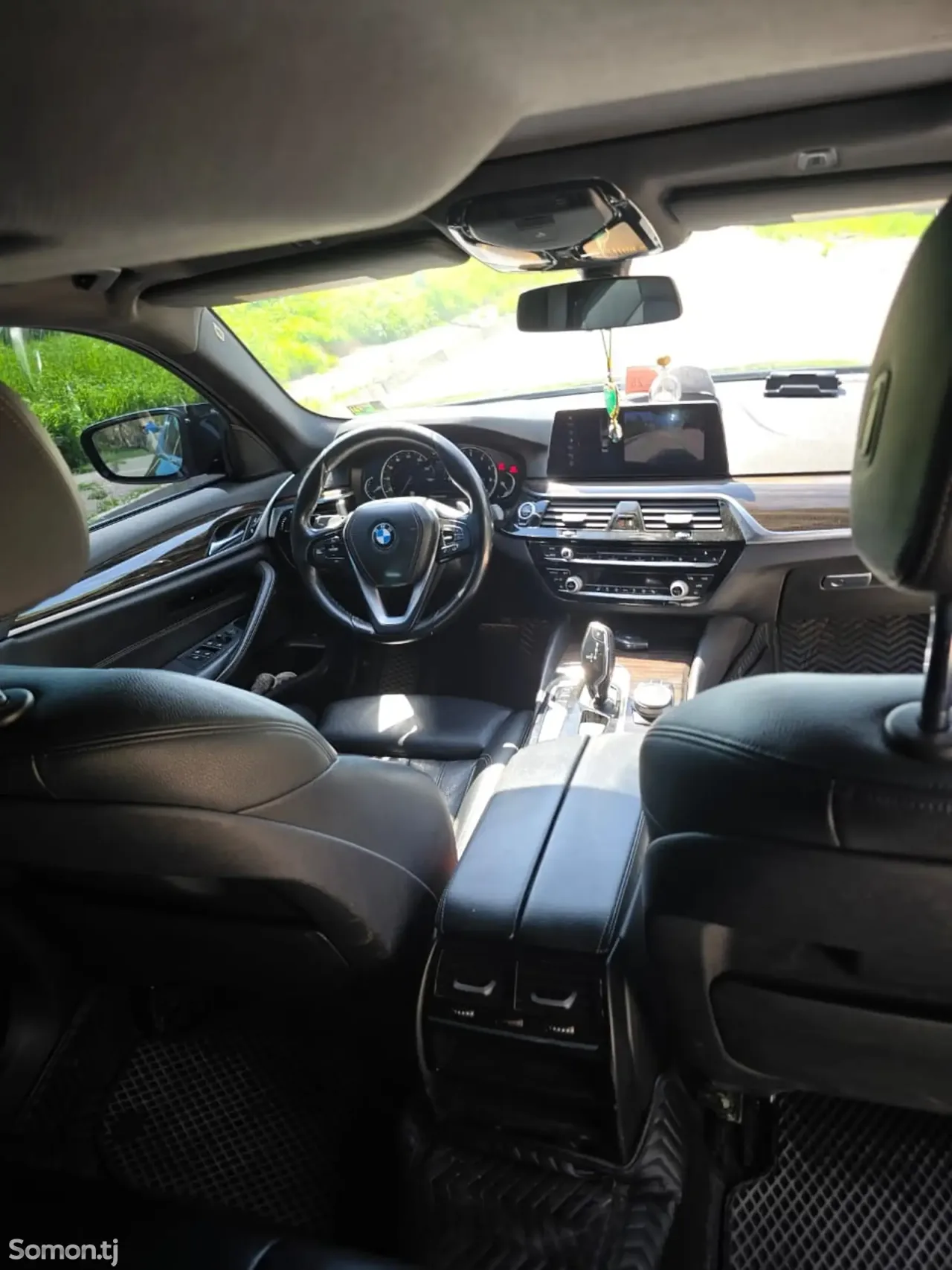 BMW 7 series 2019 · 2.0 AT