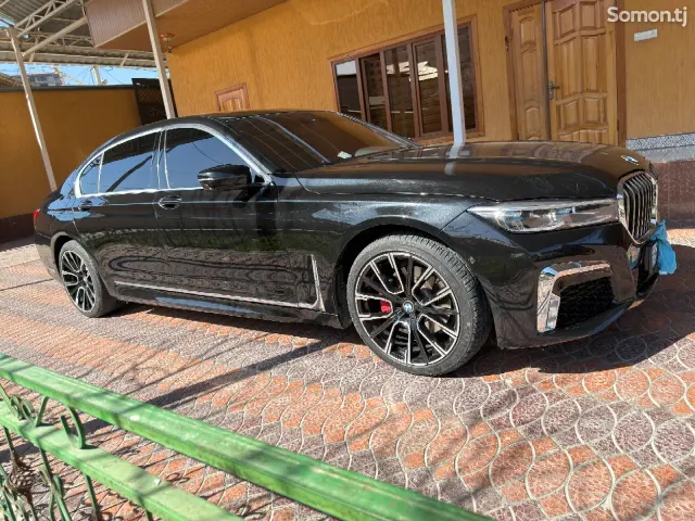 BMW 7 series 2017 · 3.0 AT
