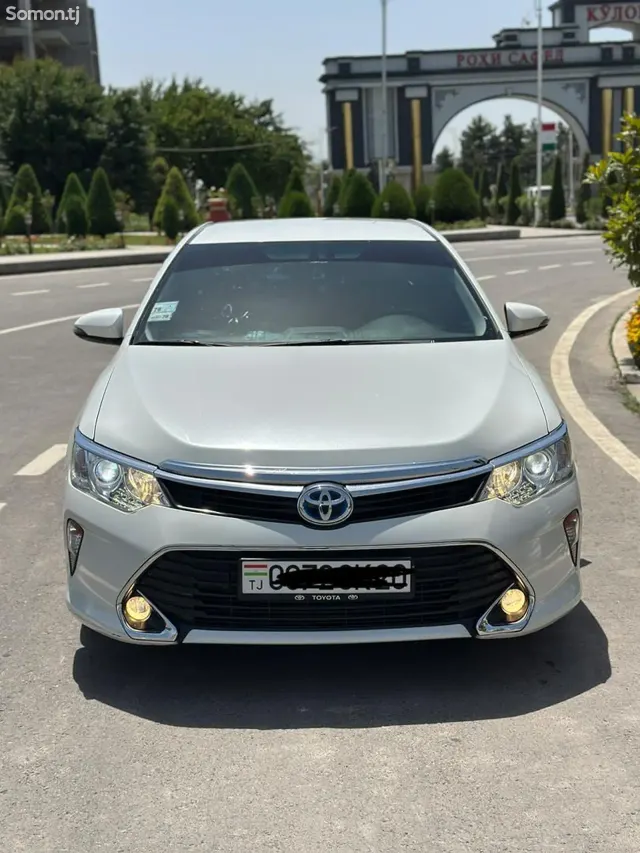 Toyota Camry 2017 · 2.5 AT
