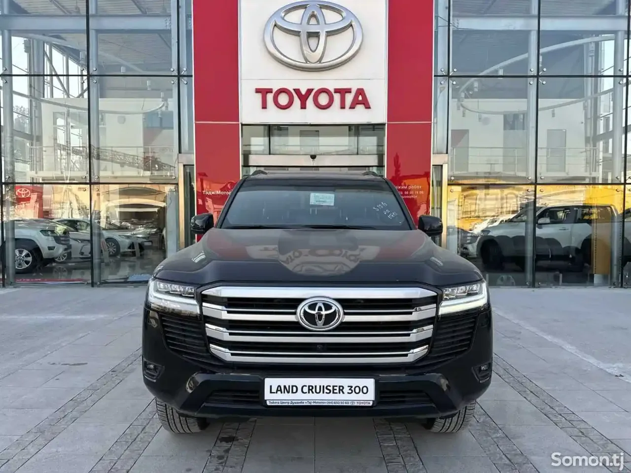 Toyota Land Cruiser 2024 · 3.5 AT