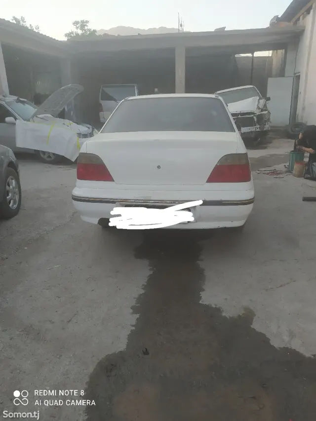 Daewoo Nexia 1995 · 1.6 MT