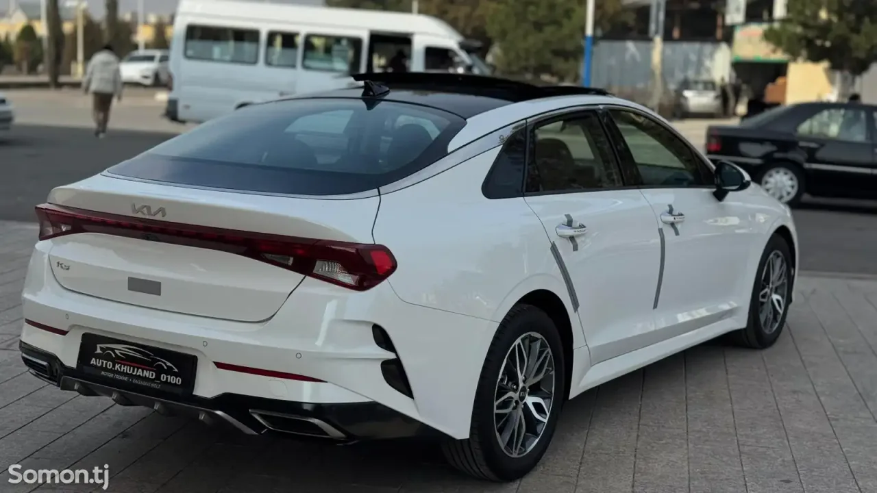 Kia K5 2020 · 2.0 AT