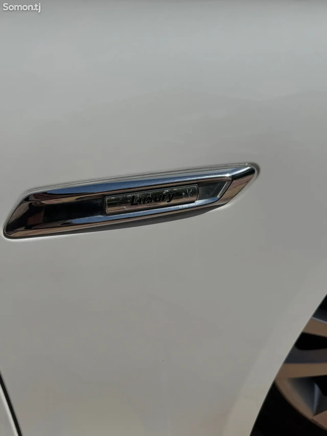 BMW 5 series 2016 · 2.0 AT