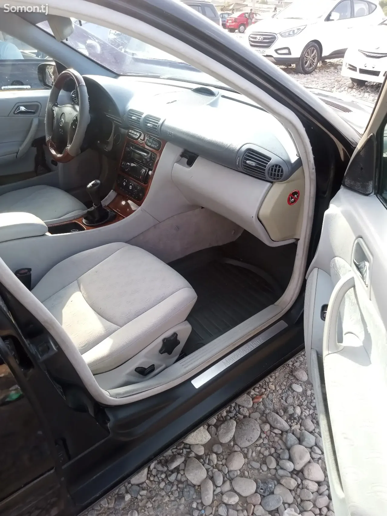 Mercedes-Benz C class 2004 · 2.0 MT