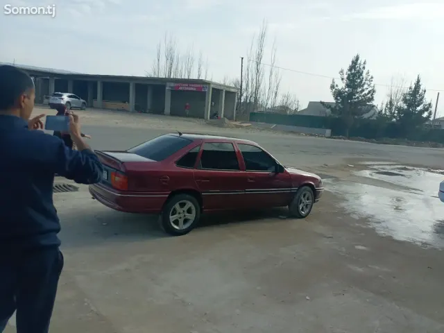 Opel Vectra A 1994 · MT