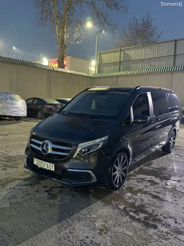 Mercedes-Benz Viano 2021 · 2.2 AT