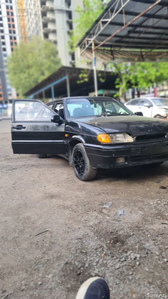 Lada (ВАЗ) 2115 2005 · 1.6 MT