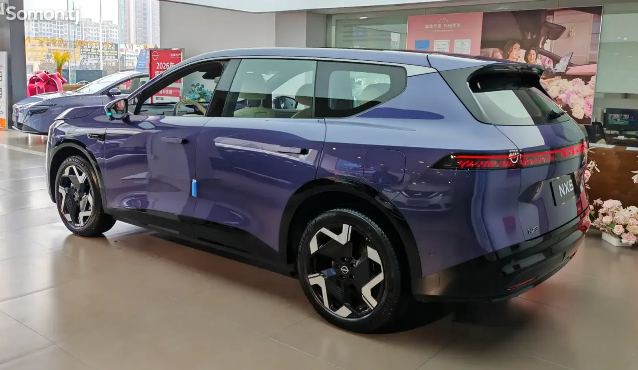 Nissan 100 NX 2026 · AT