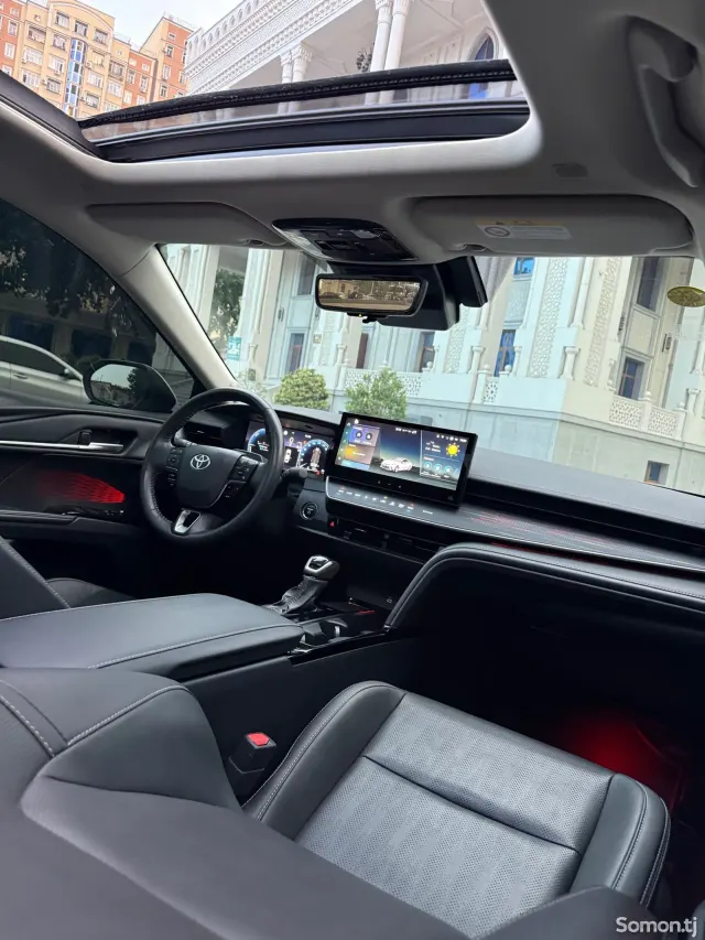 Toyota Camry 2025 · 2.5 AT