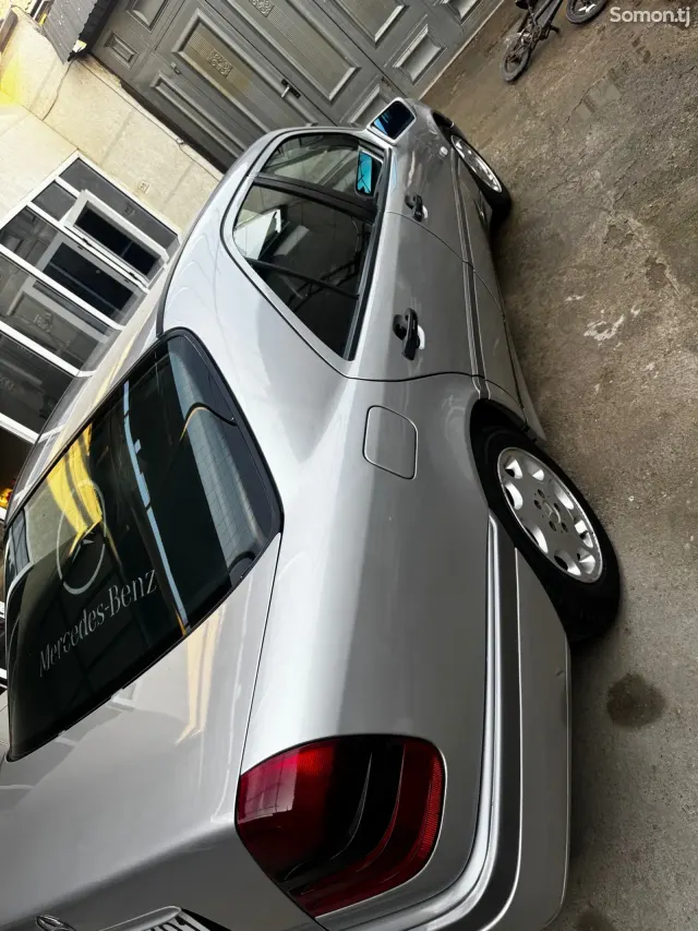 Mercedes-Benz C class 1997 · 1.8 MT