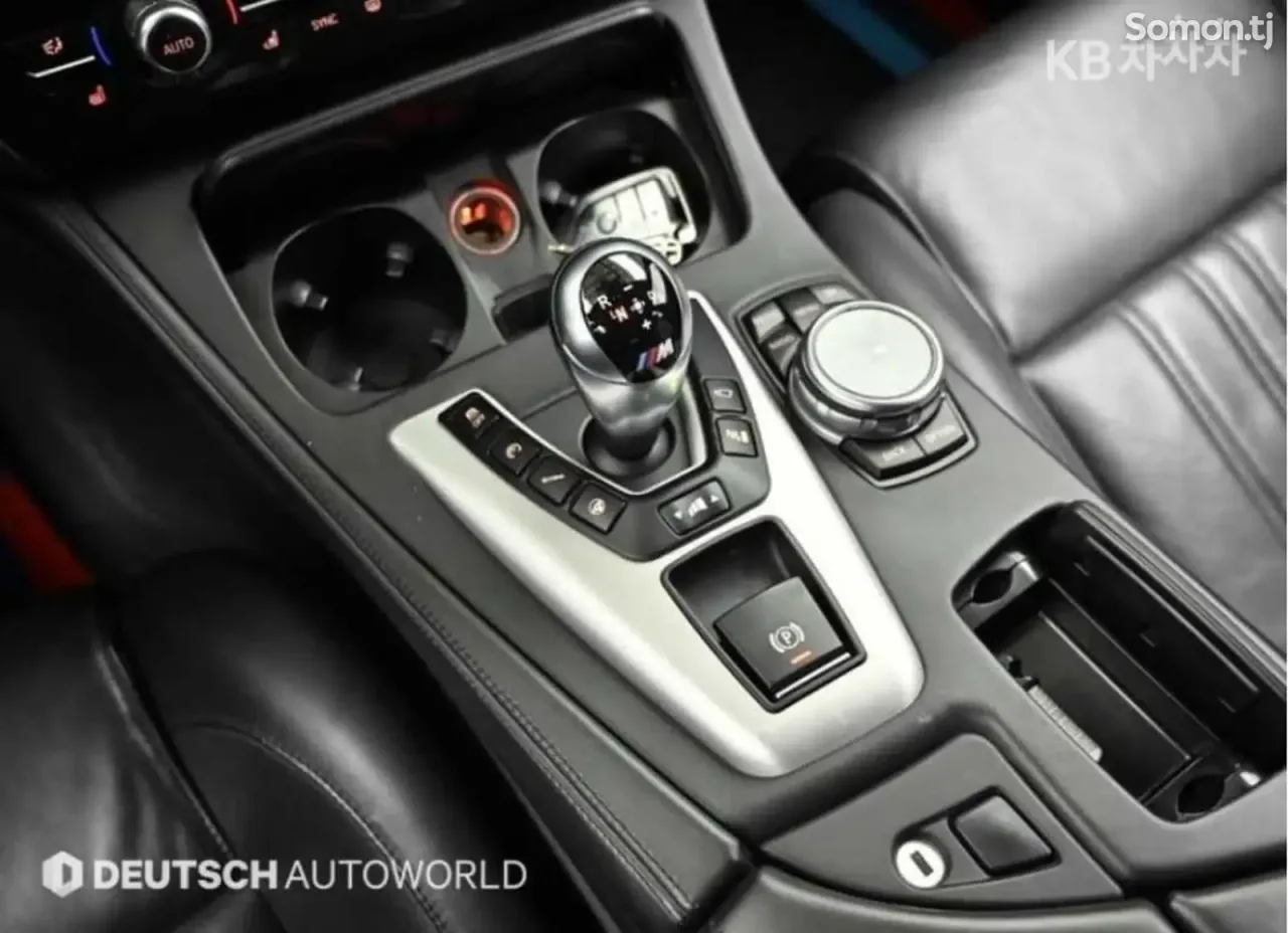 BMW M5 2016 · 4.4 AT