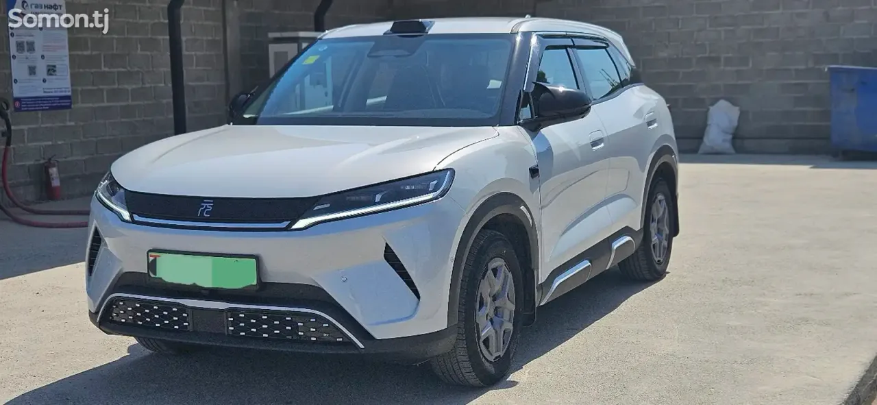 BYD Yuan Up 2025 · AT