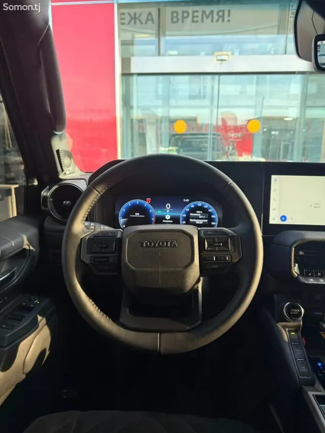 Toyota Land Cruiser Prado 2025 · 2.4 AT