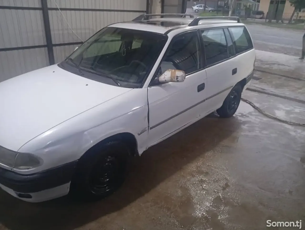 Opel Astra F 1996 · 1.6 MT