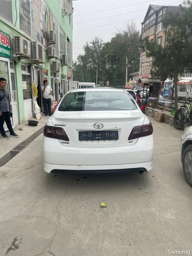 Toyota Camry 2008 · 2.4 AT
