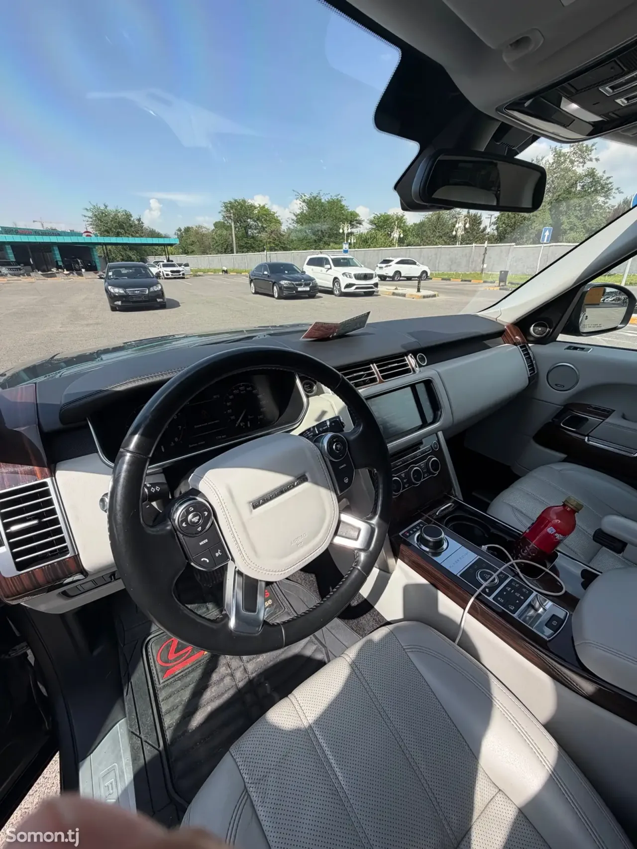 Land Rover Vogue 2017 · 3.0 AT
