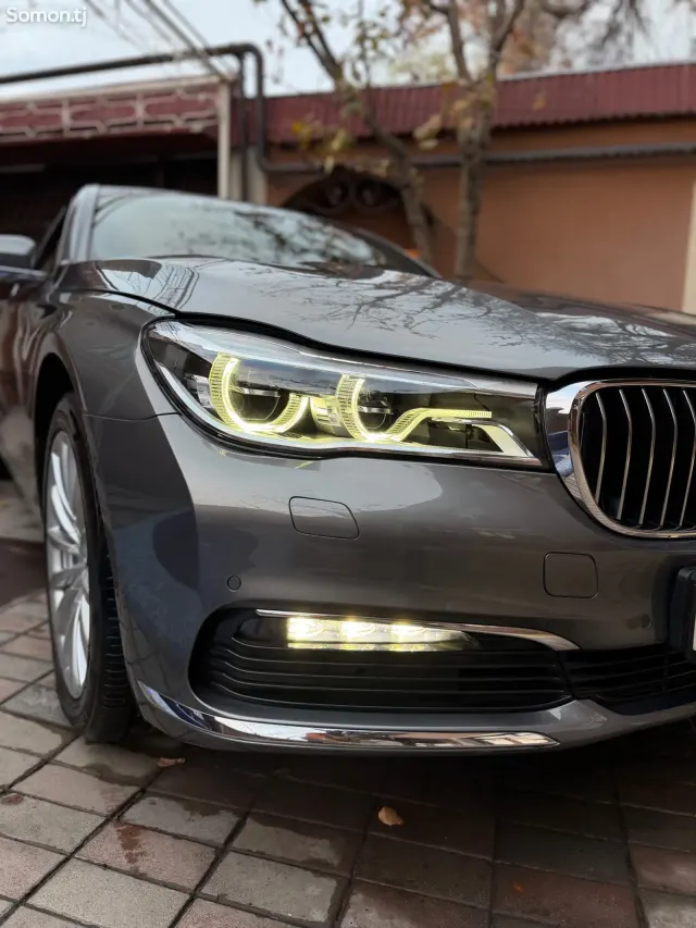 BMW 7 series 2016 · 3.0 AT