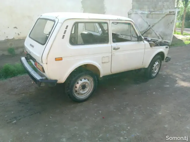 Lada (ВАЗ) Нива 1996 · 1.5 MT