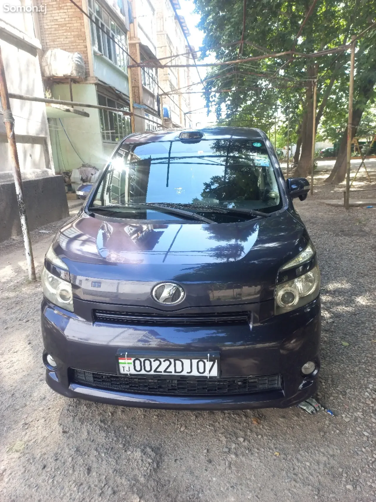 Toyota Voxy 2008 · 2.0 AT