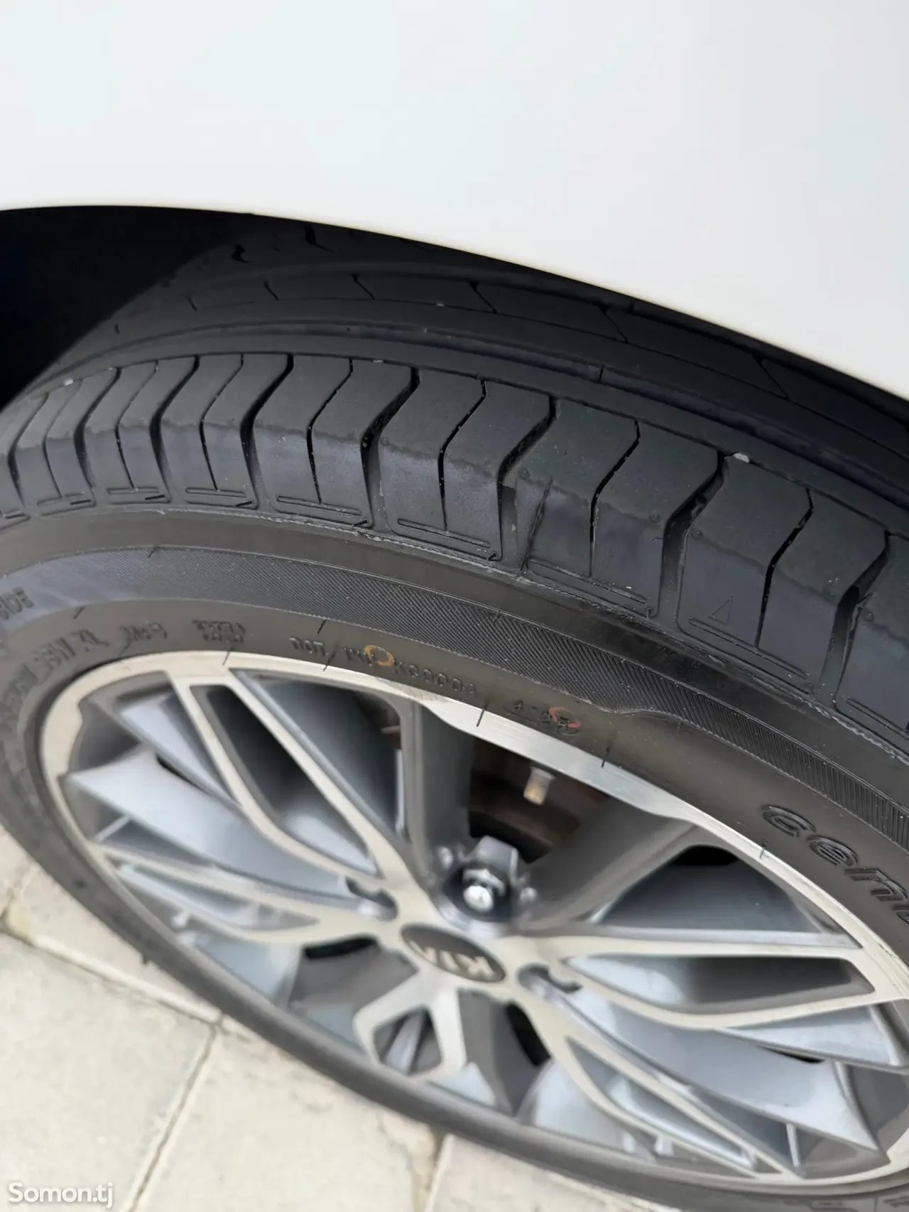 Kia K5 2021 · 2.5 AT